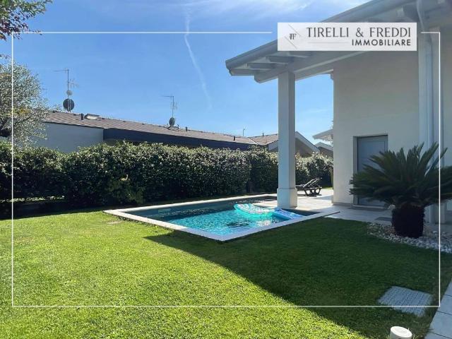 Villa in vendita a Monticelli Brusati BS