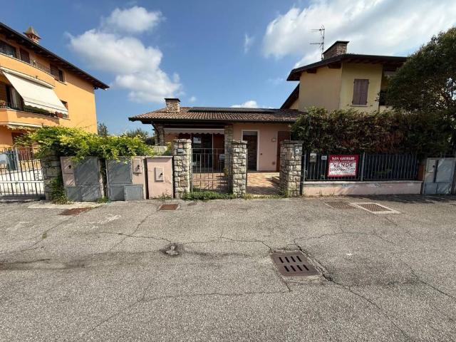 Villa in vendita a Montichiari BS