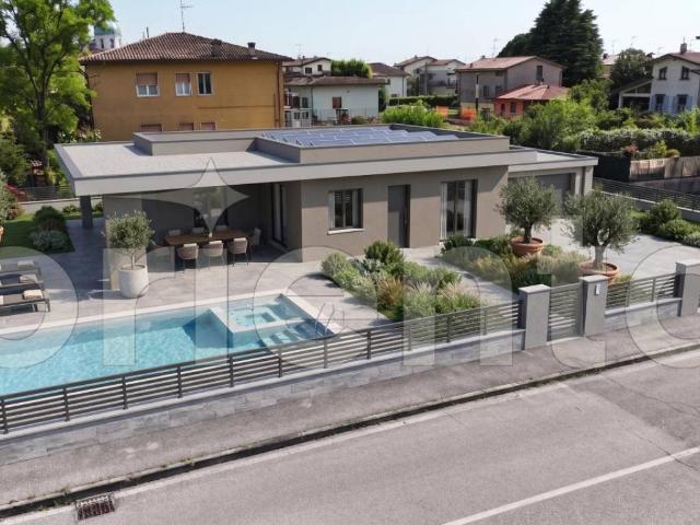 Villa in vendita a Montichiari BS