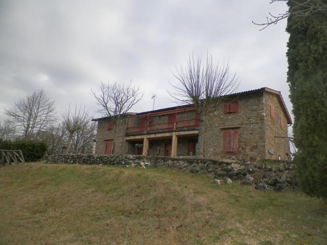 VILLA in VENDITA a MONTICIANO Monticiano di 14 vani