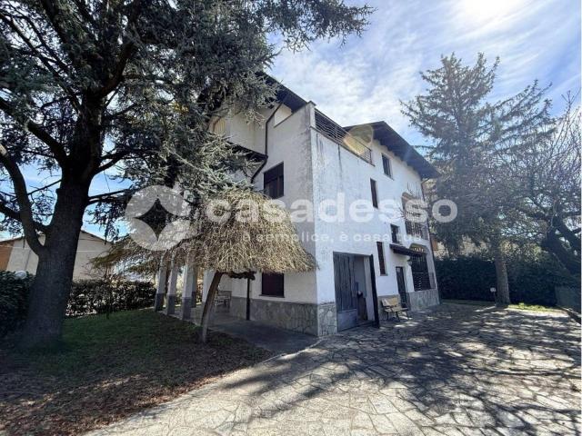 Villa in vendita a Montiglio Monferrato AT