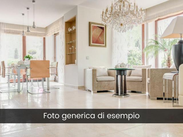 Villa in vendita a Montignoso