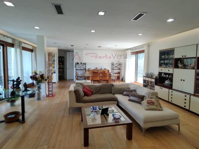 Villa in vendita a Montignoso MS