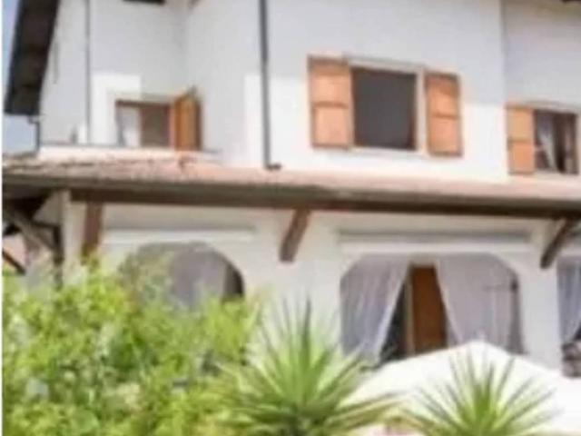 Villa in vendita a Montignoso MS