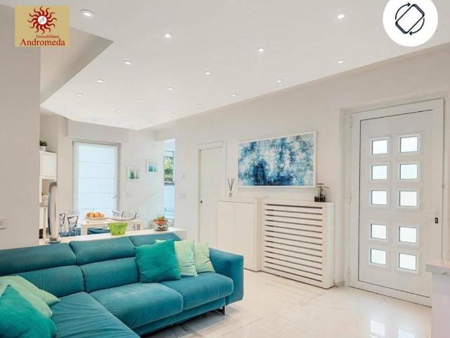 Villa in vendita a Montignoso MS