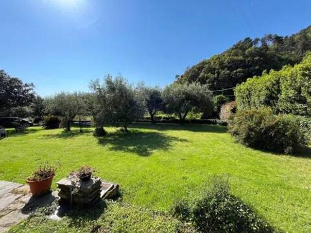 Villa in vendita a Montignoso MS