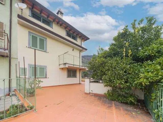 Villa in vendita a Montignoso MS