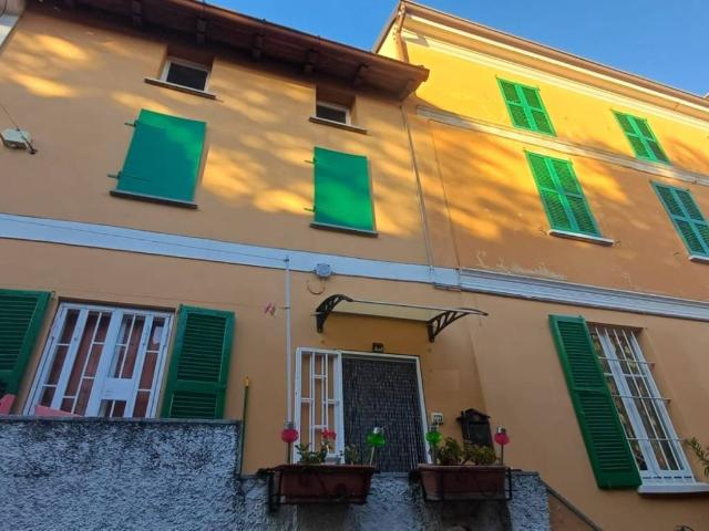Villa in vendita a Montù Beccaria PV