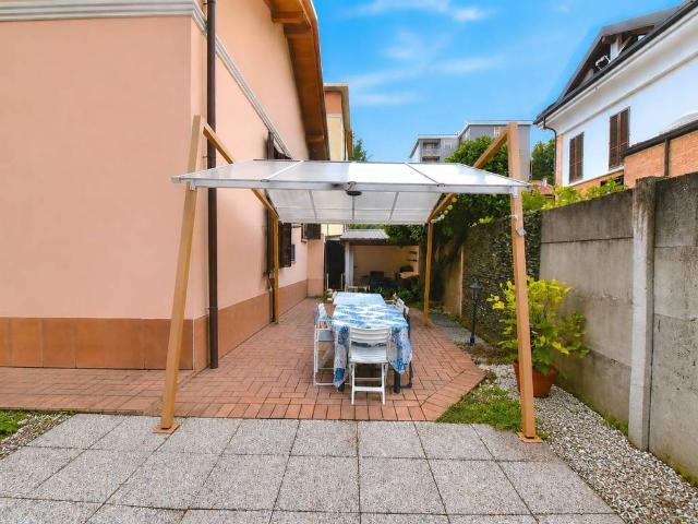 Villa in vendita a Monza MB