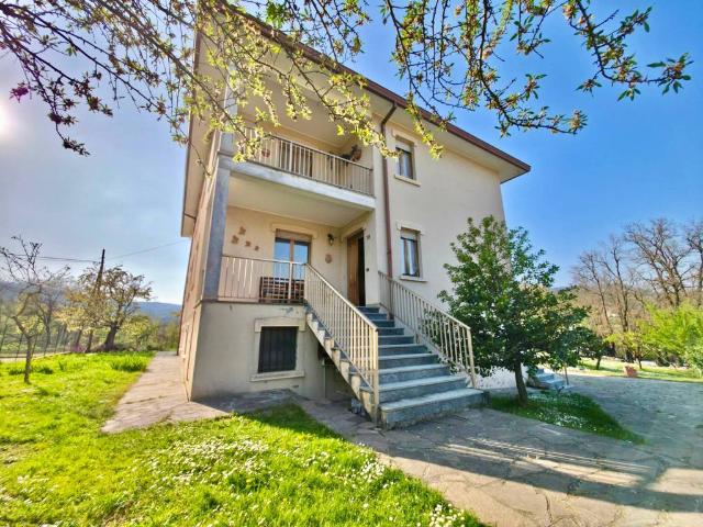 Villa in vendita a Morfasso PC