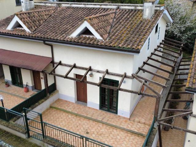 Villa in vendita a Morlupo RM