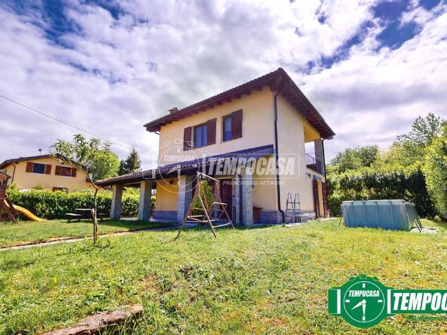 Villa in vendita a Mornese AL
