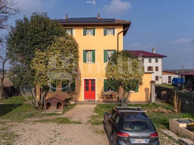 Villa in vendita a Morsano Al Tagliamento