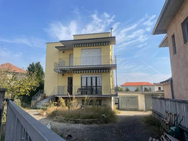 Villa in vendita a Mortara PV