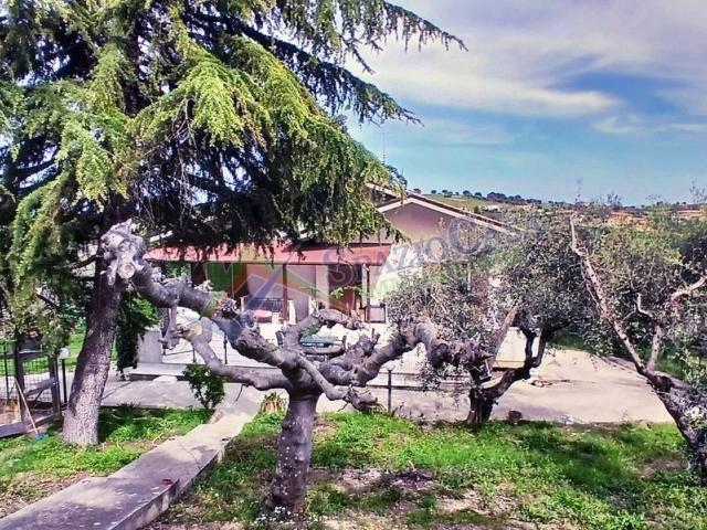 Villa in vendita a Mosciano Sant'Angelo TE