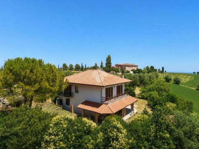 Villa in vendita a Mosciano Sant'Angelo TE