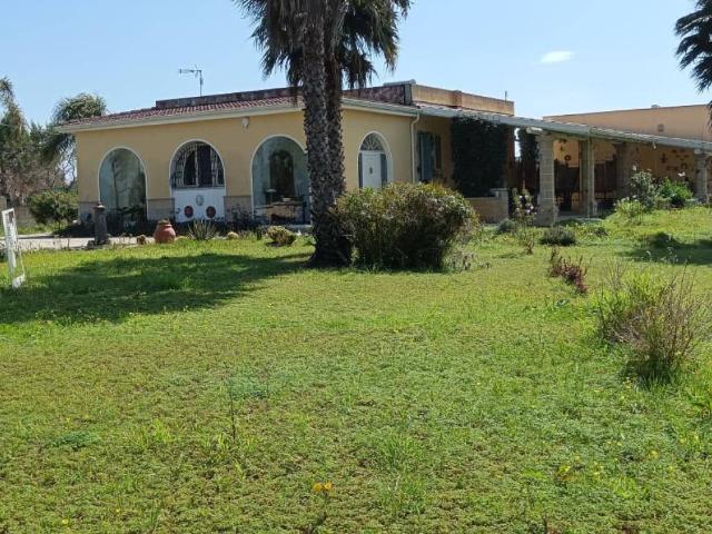 Villa in vendita a Matino LE