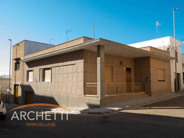 Villa in vendita a Matino LE