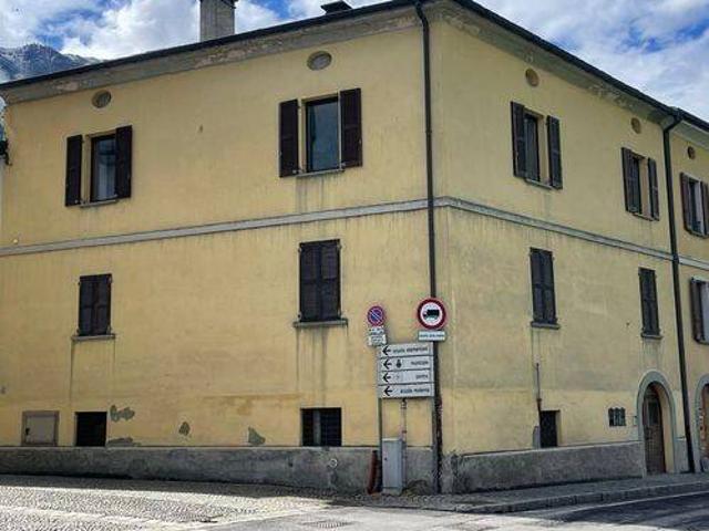 Villa in vendita a Mazzo di Valtellina SO