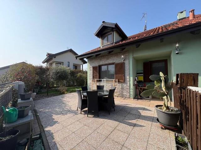 Villa in vendita a Mazzè TO