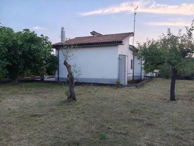 Villa in vendita a Macchia d'Isernia IS