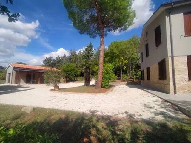 Villa in vendita a Macerata MC