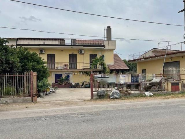 Villa in vendita a Maddaloni CE