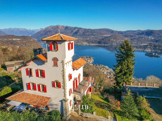 Villa in vendita a Madonna del Sasso VB