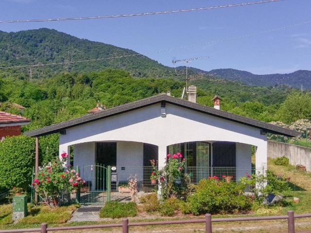 Villa in vendita a Madonna del Sasso VB