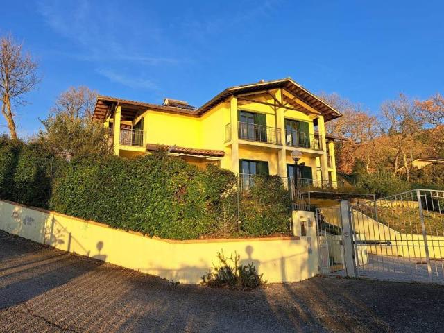 Villa in vendita a Magione PG