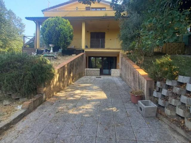 Villa in vendita a Magione PG