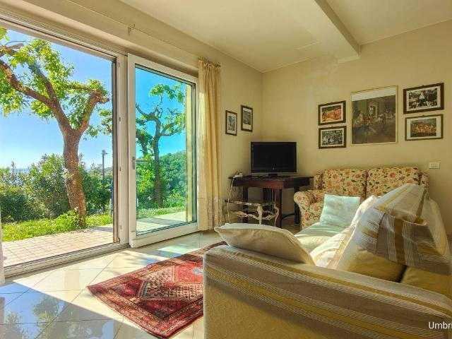 Villa in vendita a Magione PG