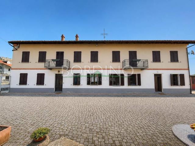 Villa in vendita a Magliano Alfieri CN