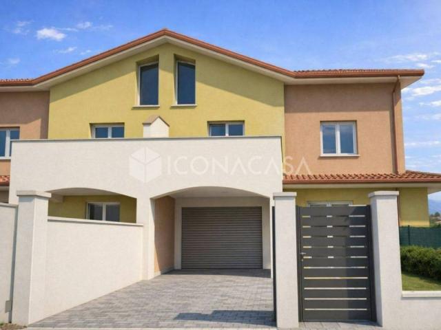 Villa in vendita a Magliano de' Marsi AQ