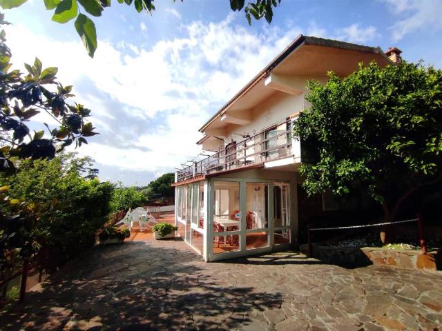 Villa in vendita a Magliano in Toscana GR