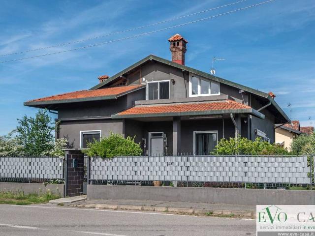 Villa in vendita a Magnago MI