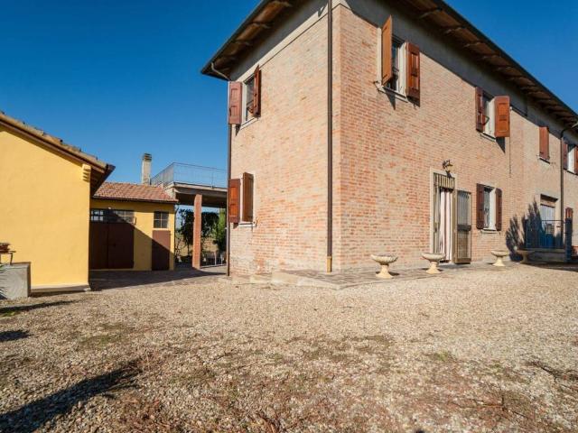 Villa in vendita a Malalbergo BO