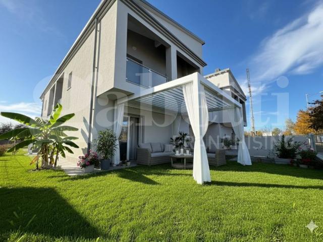 Villa in vendita a Malalbergo BO