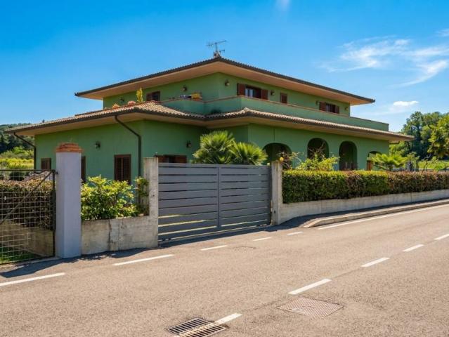 Villa in vendita a Manciano, Marsiliana