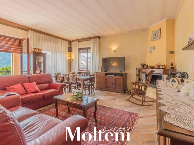 Villa in vendita a Mandello del Lario LC