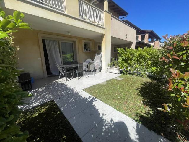 Villa in vendita a Manerba del Garda BS