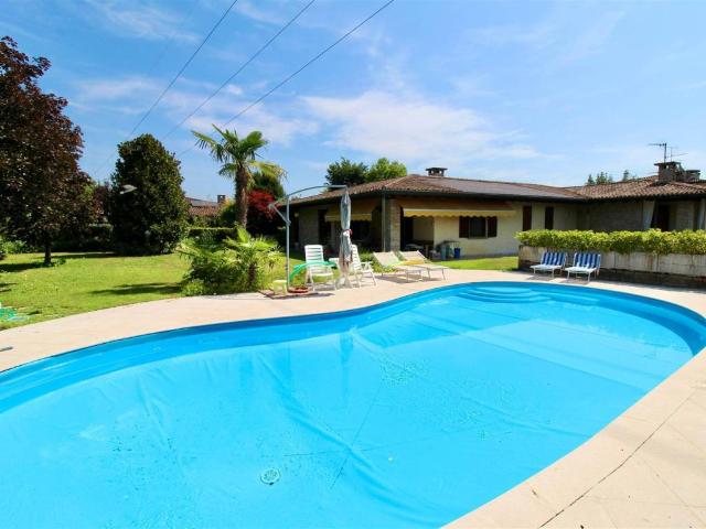 Villa in vendita a Manerbio BS
