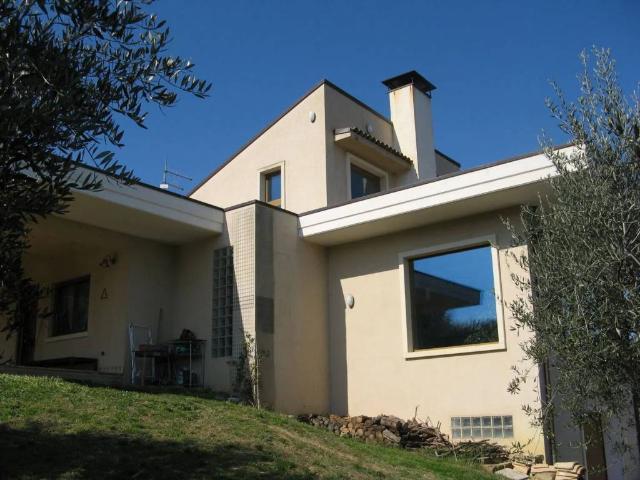 Villa in vendita a Manoppello PE