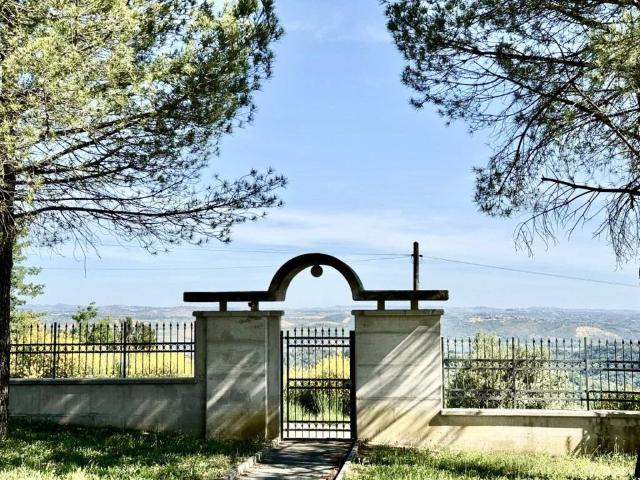 Villa in vendita a Manoppello PE