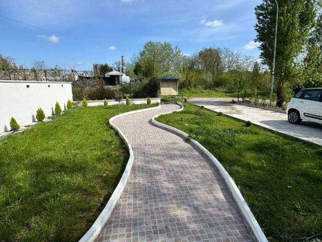 Villa in vendita a Mantova MN