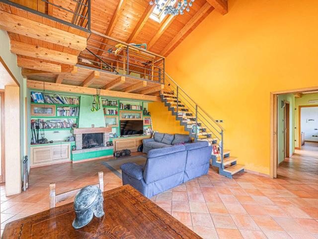 Villa in vendita a Manziana