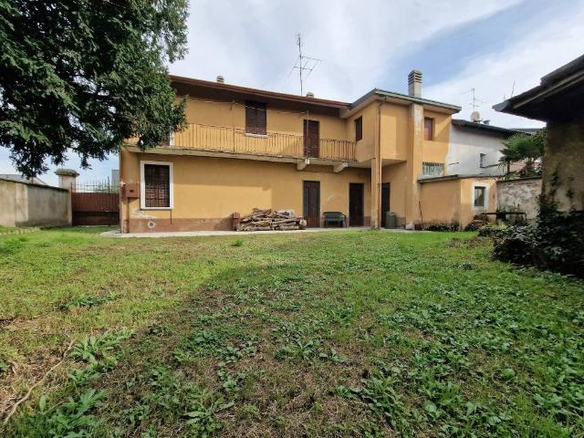 Villa in vendita a Marcallo con Casone MI
