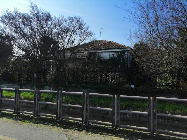 Villa in vendita a Marcallo con Casone MI