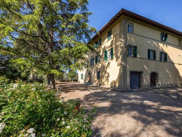 Villa in vendita a Marciano della Chiana AR