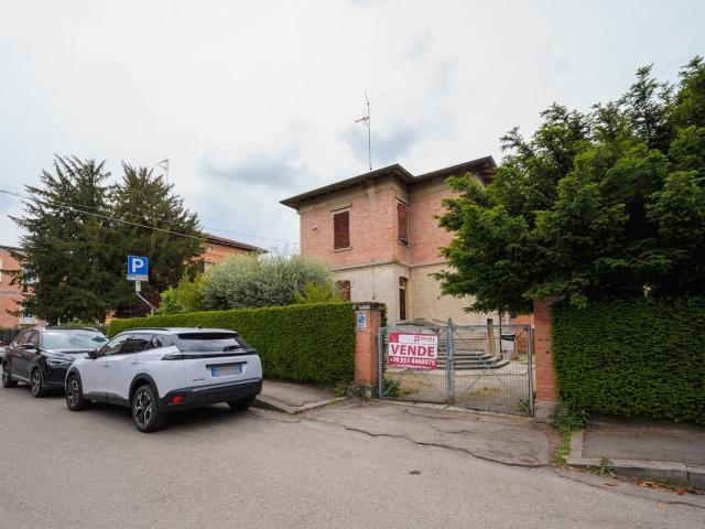 Villa in vendita a Maranello